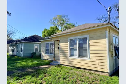 500 W Third Street, Brenham, TX 77833 - Photo 2