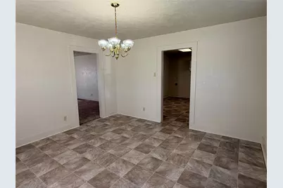 500 W Third Street, Brenham, TX 77833 - Photo 8