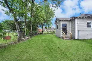 2102 Gray St, Houston, TX 77003 - Photo 26
