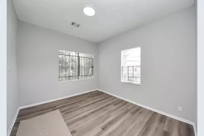 2102 Gray Street #1, Houston, TX 77003 - Photo 18