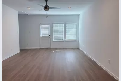 9122 Serene Haven Drive, Iowa Colony, TX 77583 - Photo 6