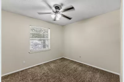 401 Woodmont, Huntsville, TX 77340 - Photo 28