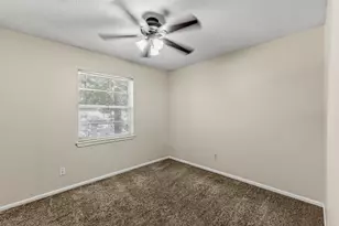 401 Woodmont, Huntsville, TX 77340 - Photo 28