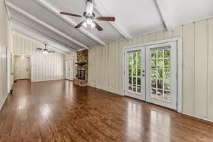401 Woodmont, Huntsville, TX 77340 - Photo 16