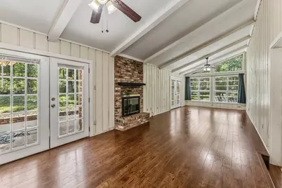 401 Woodmont, Huntsville, TX 77340 - Photo 14