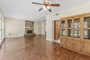 401 Woodmont, Huntsville, TX 77340 - Photo 10