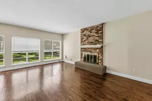 401 Woodmont, Huntsville, TX 77340 - Photo 8