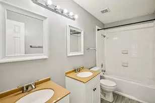 10234 Tablerock Dr, Houston, TX 77064 - Photo 32