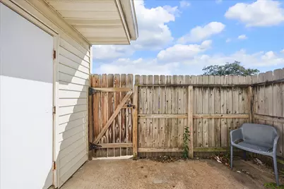 18109 Heritage Lane #8109, Houston, TX 77058 - Photo 10