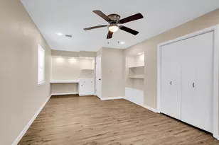 2018 Wickersham Dr, Huntsville, TX 77340 - Photo 18