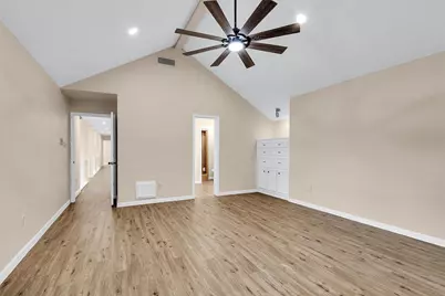 2018 Wickersham Drive, Huntsville, TX 77340 - Photo 12