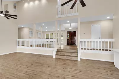 2018 Wickersham Drive, Huntsville, TX 77340 - Photo 4