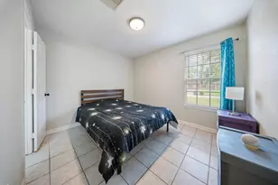 9215 Linda Vista Rd, Houston, TX 77078 - Photo 14