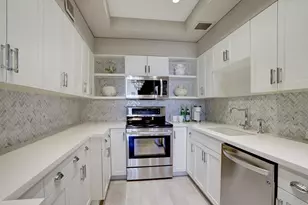5100 San Felipe St, Houston, TX 77056 - Photo 8