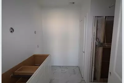 556 Day Station Drive, Dayton, TX 77535 - Photo 8