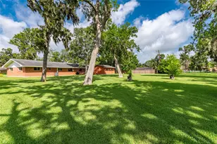 122 Blossom St, Lake Jackson, TX 77566 - Photo 8