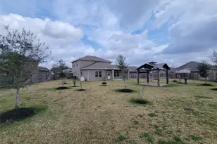 1819 Iris Knoll Ln, Pearland, TX 77089 - Photo 2