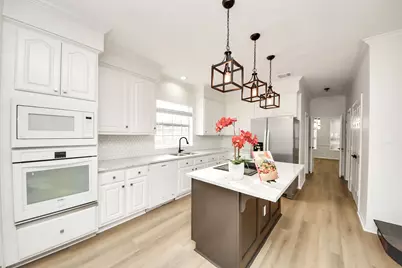 4210 Alcorn Glen Lane, Sugar Land, TX 77479 - Photo 14