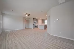 101 Eliana Shores Dr, Katy, TX 77493 - Photo 12