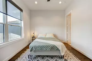 1906 Easy Wind Ln, Houston, TX 77043 - Photo 30