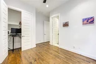 1906 Easy Wind Ln, Houston, TX 77043 - Photo 8