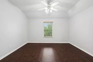 20903 Ochre Willow Tr, Cypress, TX 77433 - Photo 32