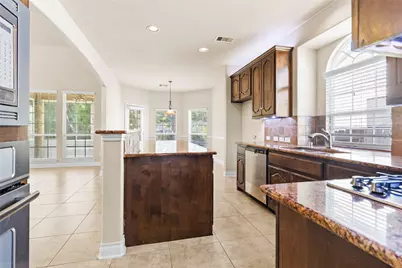 2446 W Bramlet Drive, Conroe, TX 77304 - Photo 12