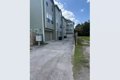 224 W 28th Street, Houston, TX 77008 - Photo 12