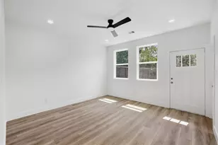 250 Georgia St, Houston, TX 77029 - Photo 2