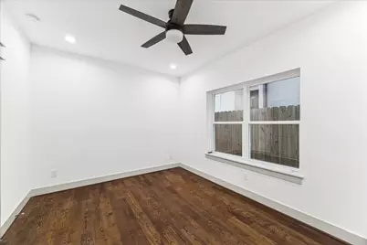 1605 Utah Street, Houston, TX 77007 - Photo 10