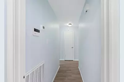 10623 Wickersham Lane, Houston, TX 77042 - Photo 18