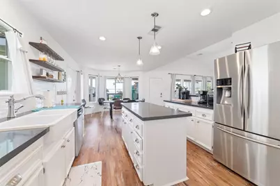 18506 E De Vaca, Galveston, TX 77554 - Photo 22