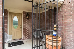 11607 Zarroll Dr, Houston, TX 77099 - Photo 4