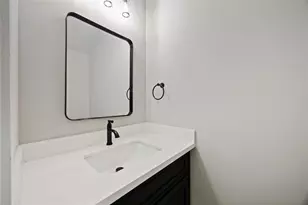 2407 Dolly Wright St, Houston, TX 77088 - Photo 16