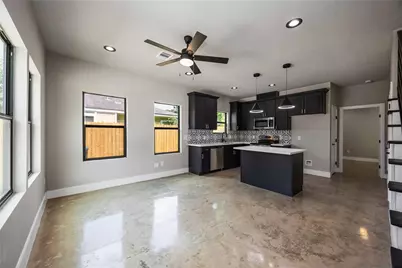 2407 Dolly Wright Street #A/B, Houston, TX 77088 - Photo 6