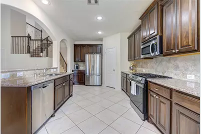 4907 Erin Ashley Lane, Katy, TX 77494 - Photo 2