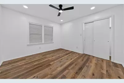 310 Nasturtium Street, Lake Jackson, TX 77566 - Photo 18