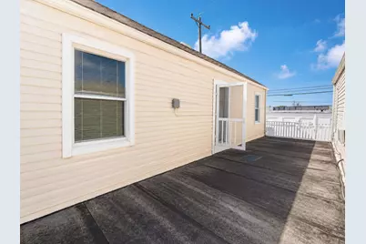 4114 Avenue S 1/2 #A, Galveston, TX 77550 - Photo 4