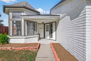 16626 Tranquil Dr, Sugar Land, TX 77498 - Photo 4