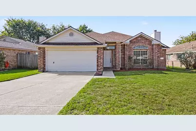 10815 Twin Circles Drive, Montgomery, TX 77356 - Photo 2