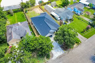 216 W Curtis Ave, Pasadena, TX 77502 - Photo 46