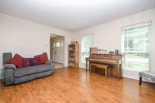 1902 Old Dixie Dr, Richmond, TX 77406 - Photo 8