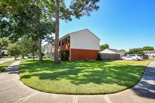 1902 Old Dixie Dr, Richmond, TX 77406 - Photo 6