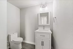 802 Berry Sage Ln, Houston, TX 77022 - Photo 10