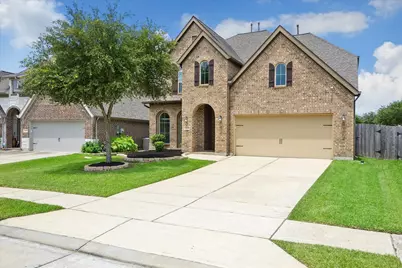 13835 Arbor Meadows Lane, Pearland, TX 77584 - Photo 2