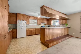 711 May Dr, Onalaska, TX 77360 - Photo 12