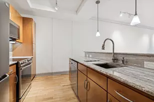 1901 Post Oak Blvd, Houston, TX 77056 - Photo 14