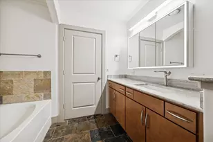 1901 Post Oak Blvd, Houston, TX 77056 - Photo 22