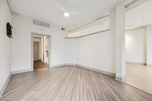 1901 Post Oak Blvd, Houston, TX 77056 - Photo 20