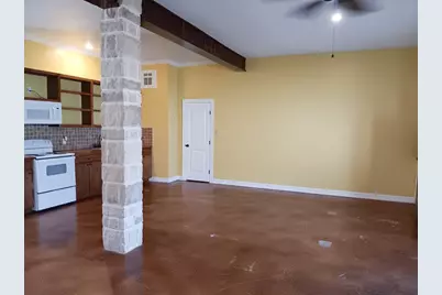 9500 Mayfield Avenue #E, Shiro, TX 77876 - Photo 6